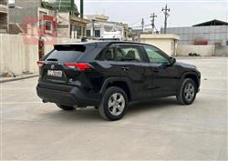 تۆیۆتا ڕاڤ 4